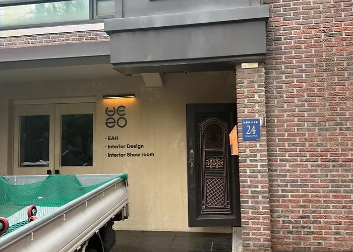 Gangnam Daiso Hakdong Station Exit 4 7 Minutes On Foot From Olive Mooshinsa Family Trip Laundry Luggage Storage Business Trip Comfortable Bed * ソウル特別市